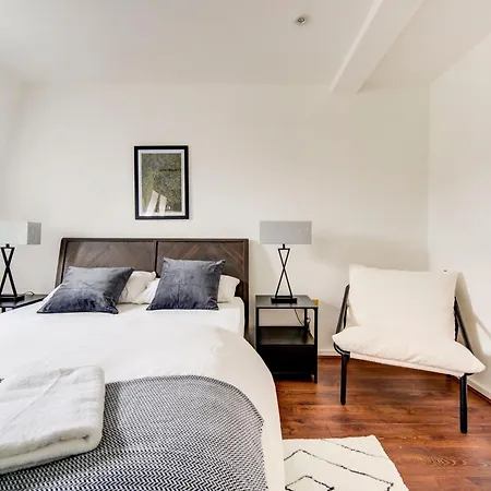 Luxury 3 Bedroom Prime Marylebone Apartment